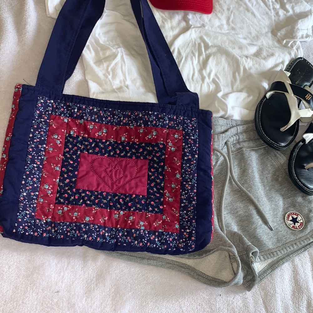 Floral tote bag